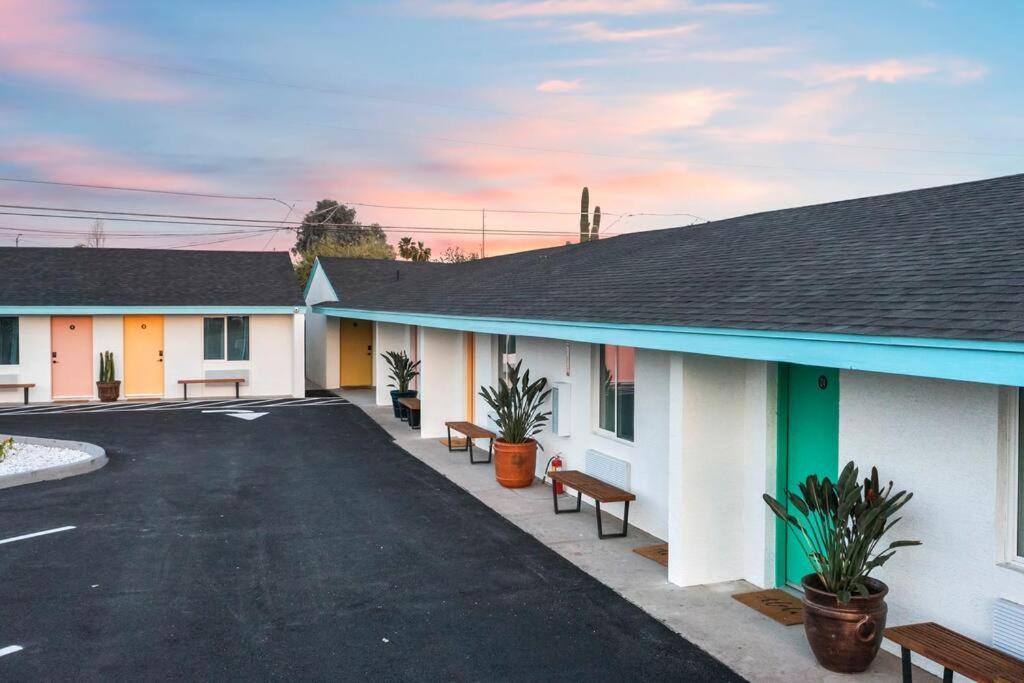 Kaelua Studio Suite Liʻiliʻi Chandler Exterior photo